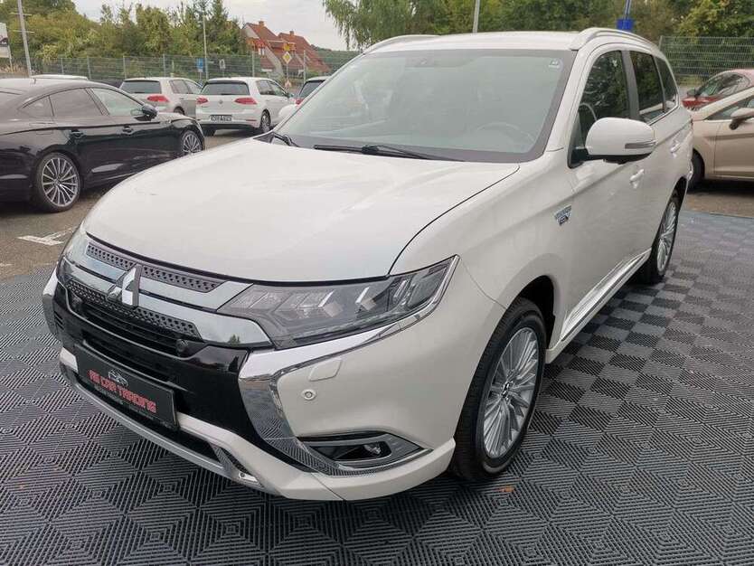 Mitsubishi Outlander 113.392 km 18.690 € Altendiez 65624