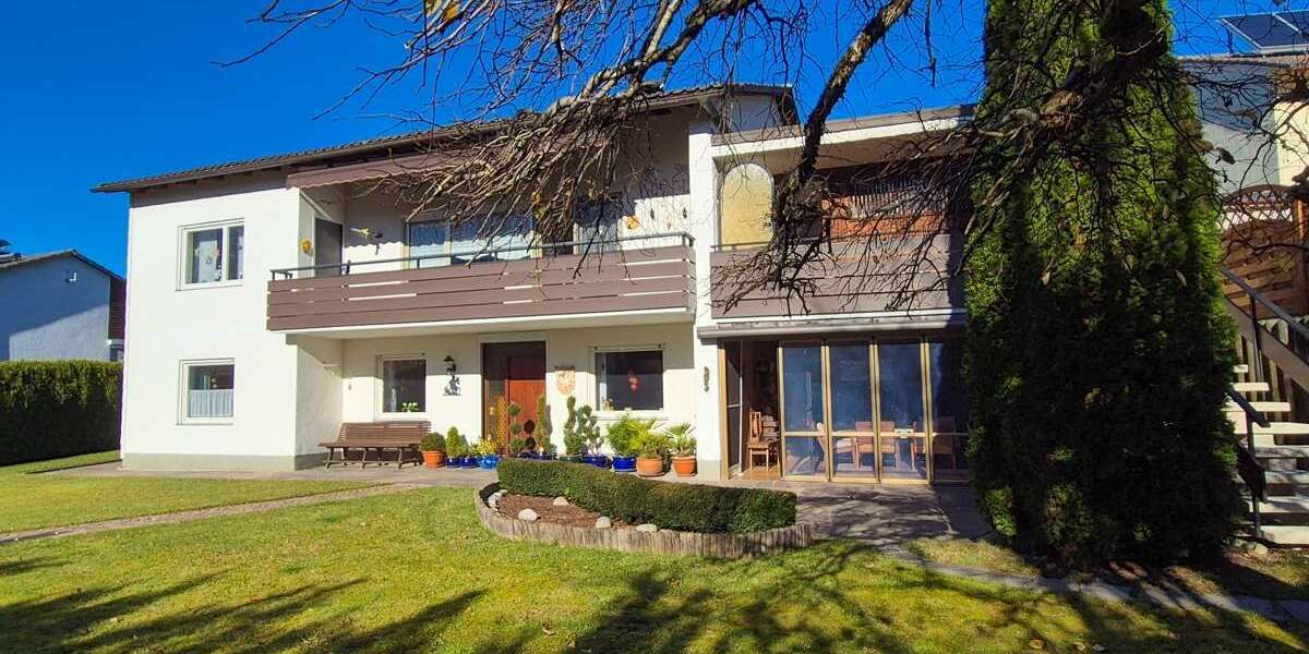 Haus zum Kaufen in Traunreut 695.000 € 150 m² 5 zimmer