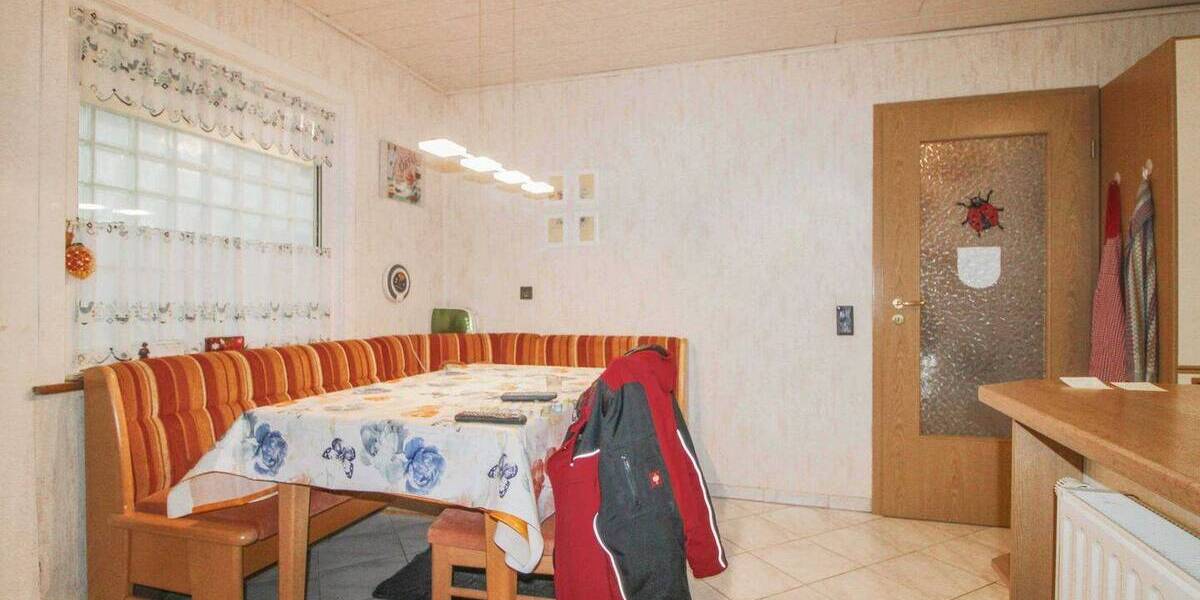 Mehrfamilienhaus, Wohnhaus Bisingen Wessingen - 8 Zimmer, 399.000&euro; | Angebot:26686667
