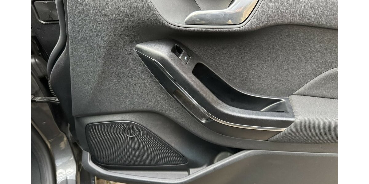 Ford Fiesta Titanium Kam Temp SHZ WR EU6 TOPAUSSTATTUNG 82.000 km 12.750 &euro; Erftstadt 50374