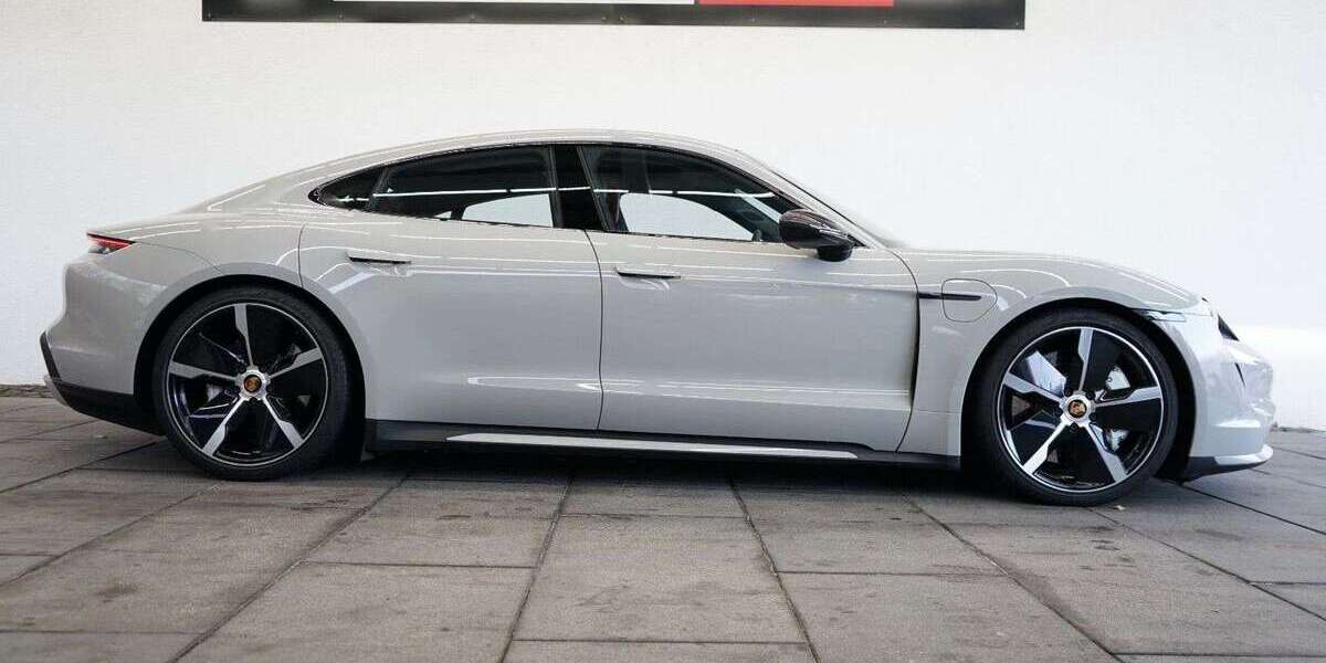 Porsche Taycan 23.900 km 84.880 &euro; Asslar 35614