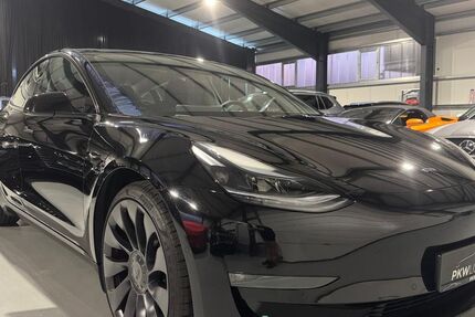 Tesla Model 3 30.000 km 32.690 &euro; Grasberg 28879