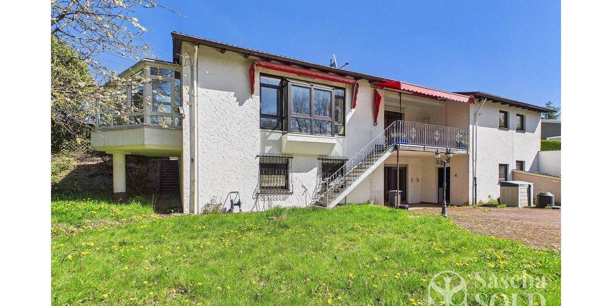 Großzügiges Anwesen in ruhiger Waldrandlage - Pool, Sauna, Wintergarten, Balkon u. Doppelgarage - Einfamilienhaus Spiesen-Elversberg Elversberg | Angebot:26178654