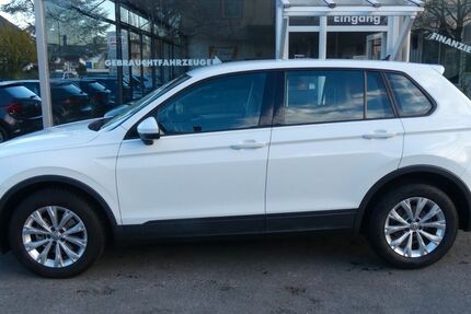VW Tiguan 43.620 km 20.990 &euro; Osnabrück 49084