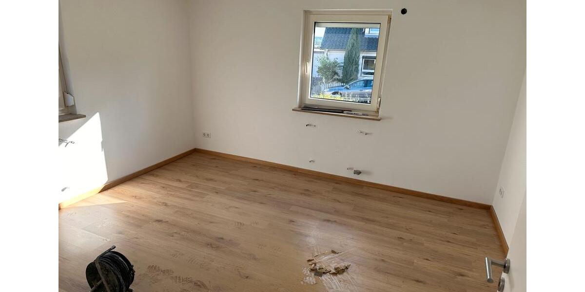 Renovierte 2 Zimmer EG-Wohnung in ruhiger Lage in Feuchtwangen 2 zimmer