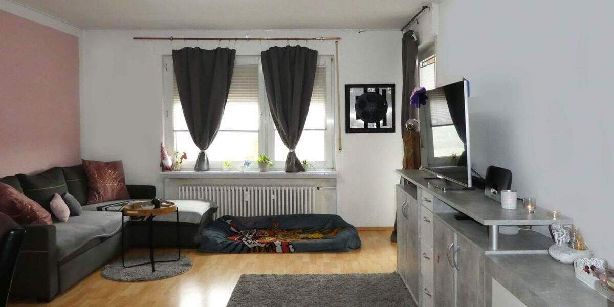 Etagenwohnung Wächtersbach - 3 Zimmer, 72 m&sup2;, 189.000&euro; | Angebot:25704441