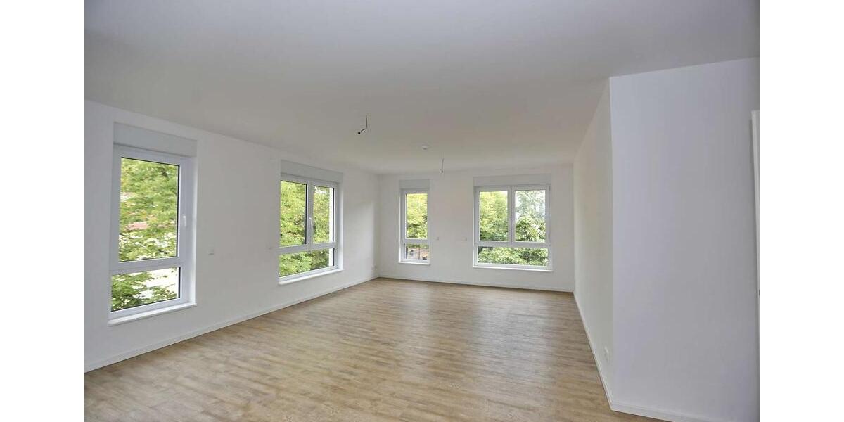 Etagenwohnung Hennigsdorf - 4 Zimmer, 109 m&sup2;, 1.399&euro; | Angebot:26296517