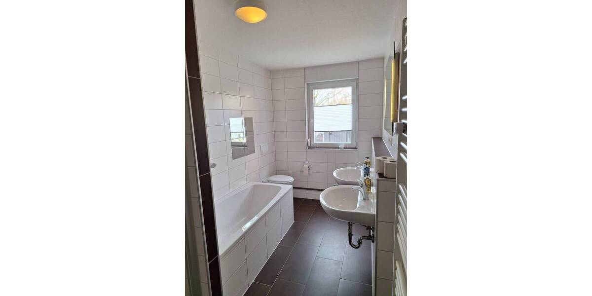 Etagenwohnung Karlsruhe Südweststadt - 3 Zimmer, 86 m&sup2;, 600&euro; | Angebot:26289757