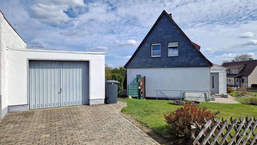Doppelhaushälfte Schöningen - 3 Zimmer, 98 m&sup2;, 74.000&euro; | Angebot:26417878