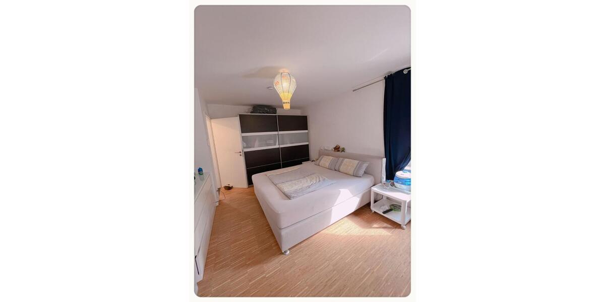 Etagenwohnung Bremerhaven - 4 Zimmer, 117 m&sup2;, 766&euro; | Angebot:25550063