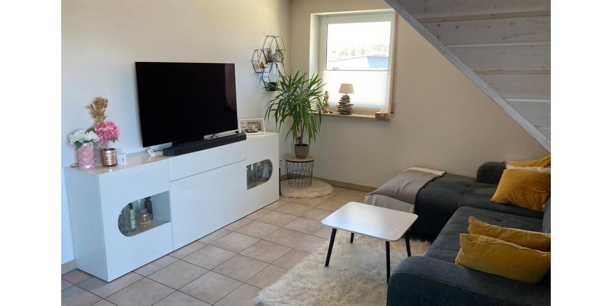 Dachgeschoßwohnung Memmelsdorf - 3 Zimmer, 82 m&sup2;, 800&euro; | Angebot:26351914