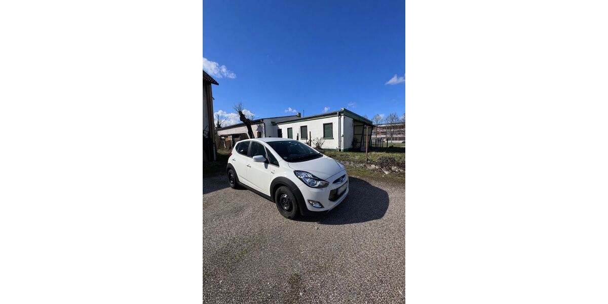 Hyundai ix20 80.600 km 11.000 &euro; Ettlingen 76275