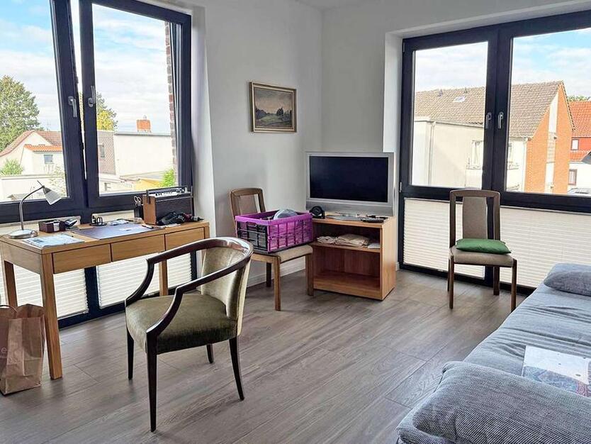 Achim Großzügige 3-Zimmer-Wohnung mit Balkon zimmer