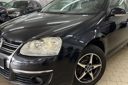 VW Jetta 136.000 km 4.990 € Schmelz 66839