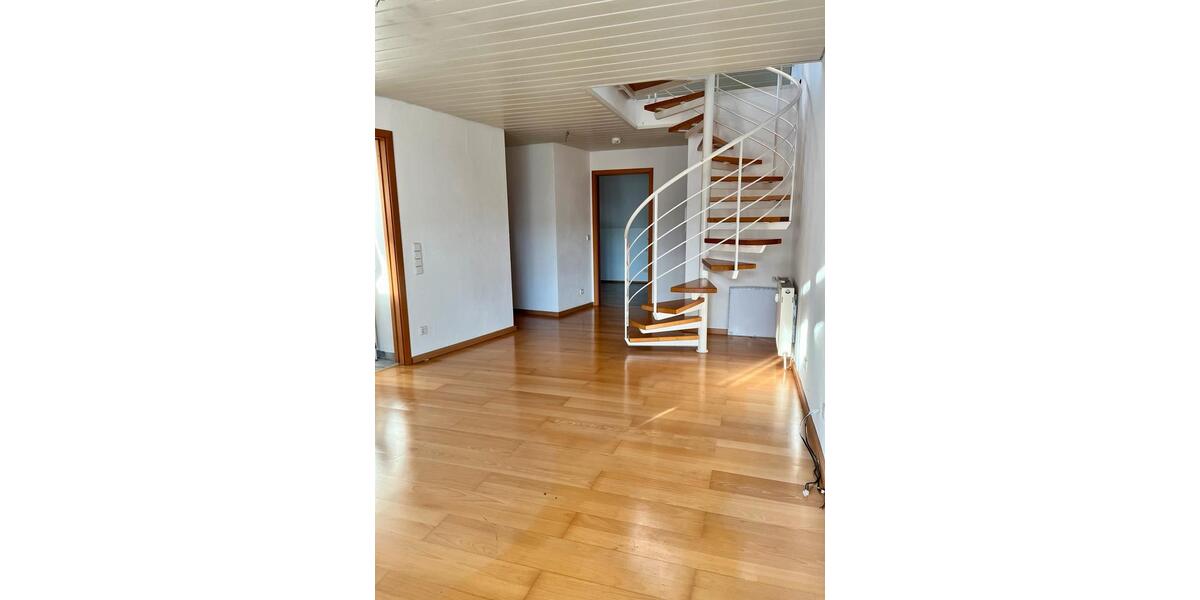Maisonettenwohnung Wernau (Neckar) - 3 Zimmer, 65 m&sup2;, 900&euro; | Angebot:26383085