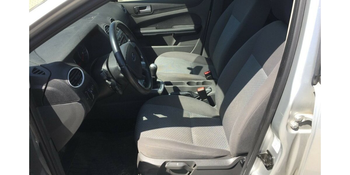 Ford Focus Ambiente,Klima,Tempomat! 153.000 km 850 &euro; Himmelkron 95502