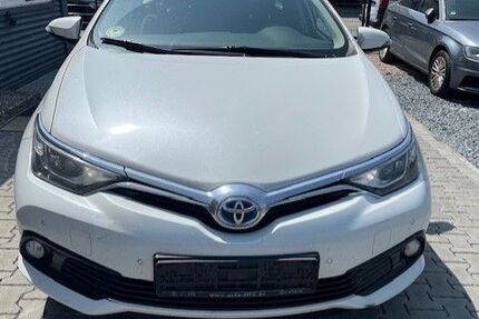 Toyota Auris 530.000 km 6.299 € Bickenbach 64404
