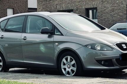 Seat Altea 134.400 km 4.999 &euro; Jülich 52428