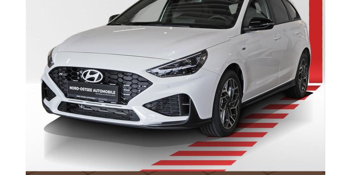 Hyundai i30 4.500 km 27.500 &euro; Neumünster 24536