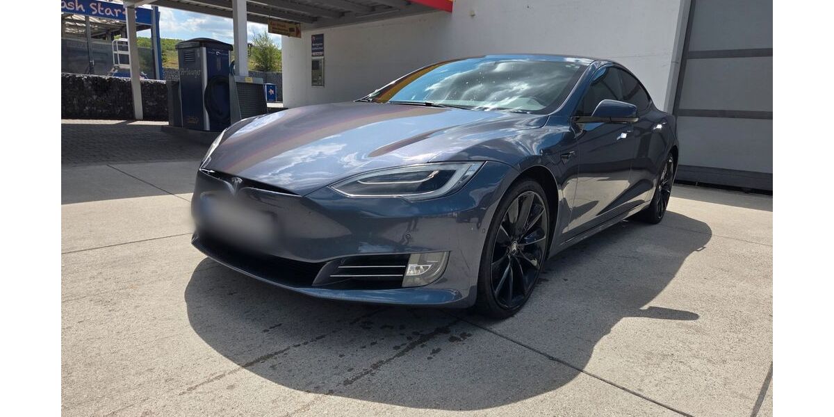 Tesla Model S 182.688 km 35.900 &euro; Friedberg 86316