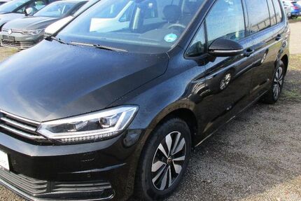 VW Touran 24.990 km 33.970 &euro; Lastrup 49688
