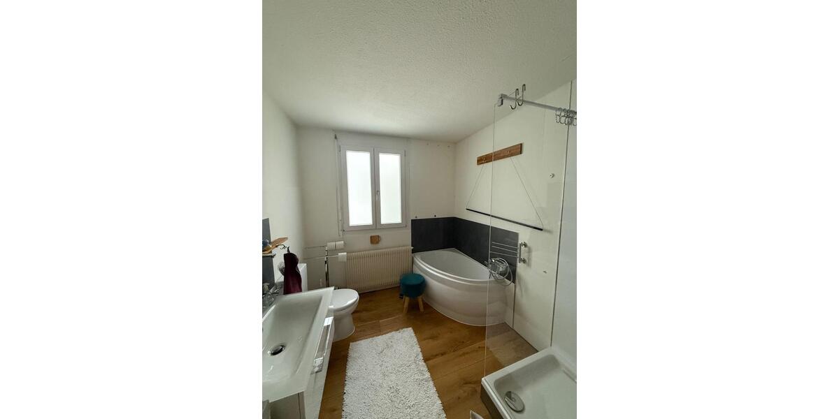 Einfamilienhaus mit 4 Zimmern und Garten in SteinenHägelberg mit 4 zimmer