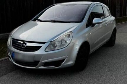 Opel Corsa 135.000 km 2.990 &euro; Grömbach 72294