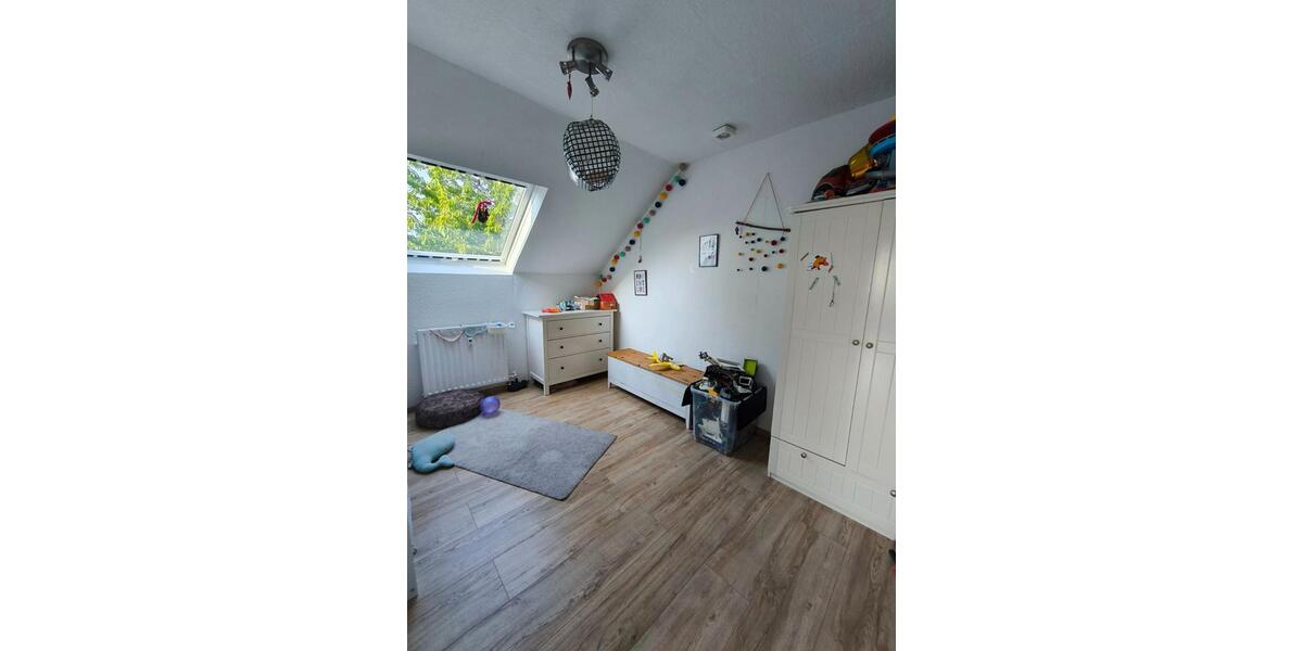 Dachgeschoßwohnung Dortmund Aplerbeck - 6.5 Zimmer, 132 m&sup2;, 398.000&euro; | Angebot:26763383