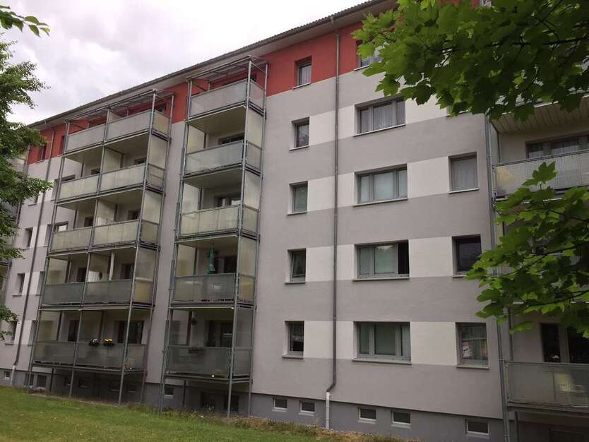 Wohnung zum Kaufen in Brand-Erbisdorf 89.000 € 156.14 m² 6 zimmer
