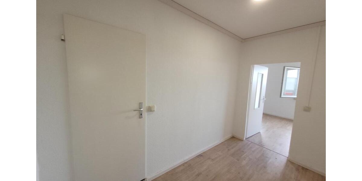 Etagenwohnung Halle (Saale) Silberhöhe - 2 Zimmer, 48 m&sup2;, 349&euro; | Angebot:26677782