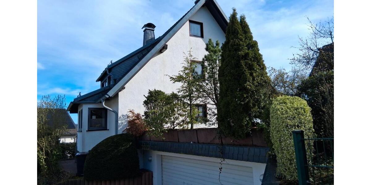Einfamilienhaus Attendorn - 8 Zimmer, 229 m&sup2;, 450.000&euro; | Angebot:26167213