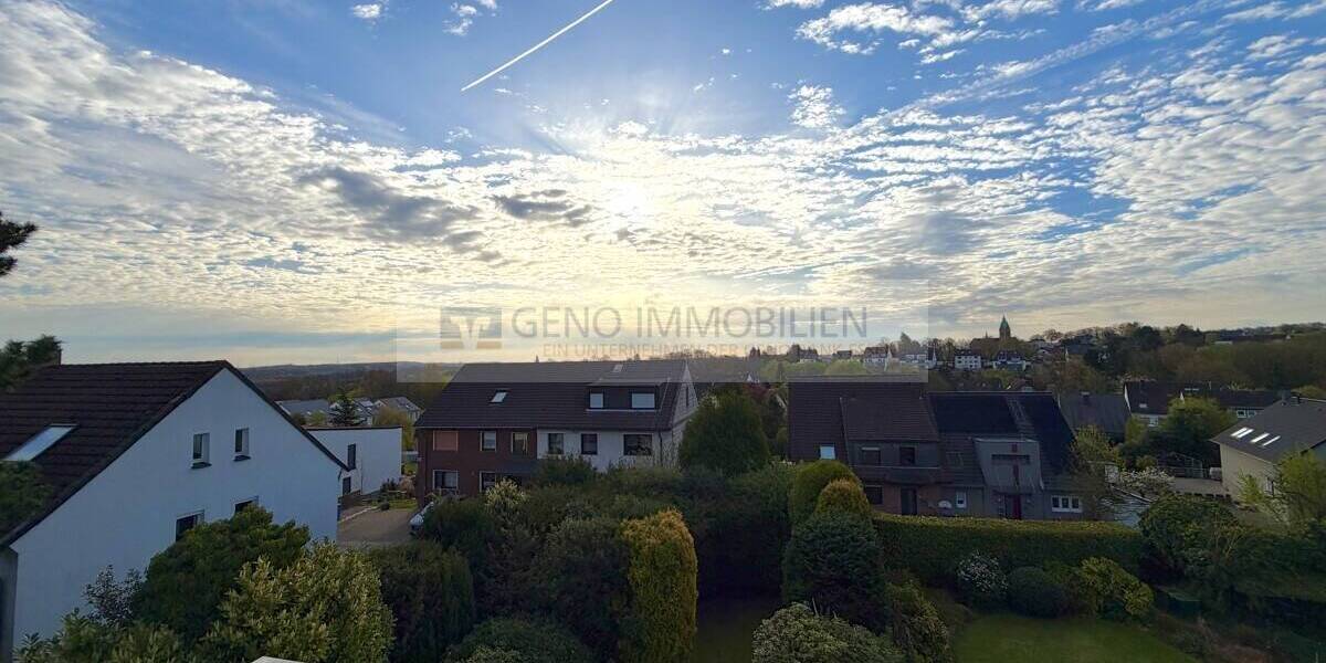 Mehrfamilienhaus, Wohnhaus Essen Burgaltendorf - 9 Zimmer, 184 m&sup2;, 560.000&euro; | Angebot:26208405