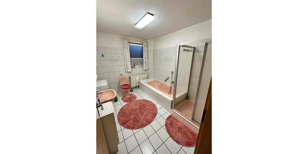Einfamilienhaus Stolzenau - 6 Zimmer, 250 m&sup2;, 1.400&euro; | Angebot:26592257