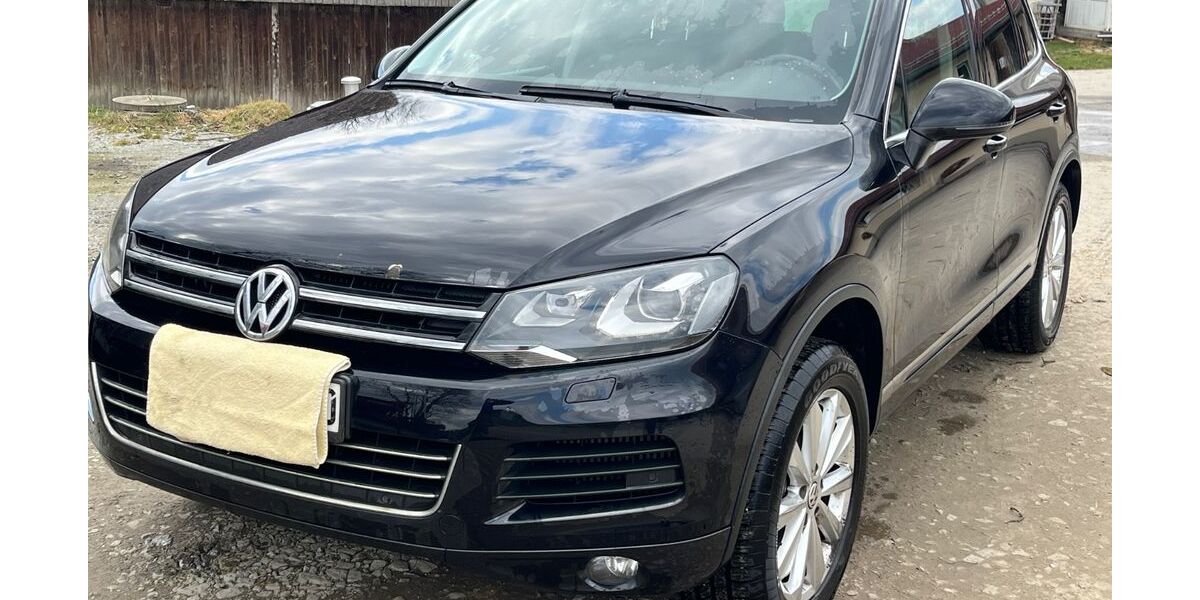 VW Touareg 301.000 km 9.200 &euro; Regen 94209