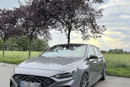 Hyundai i30 76.000 km 25.300 &euro; Dortmund 44339