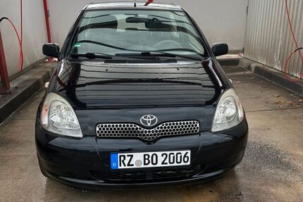 Toyota Yaris 198.000 km 1.150 € Mölln 23879