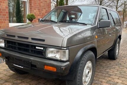 Nissan Terrano 147.800 km 14.900 &euro; Göttingen 37081