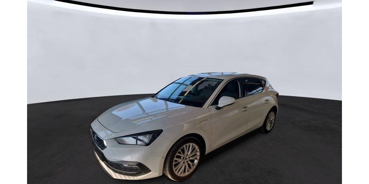 Seat Leon 81.900 km 17.533 &euro; Aach 78267