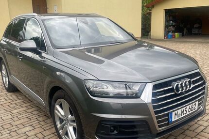 Audi Q7 175.000 km 27.400 € Kirchheim-heimstetten 85551