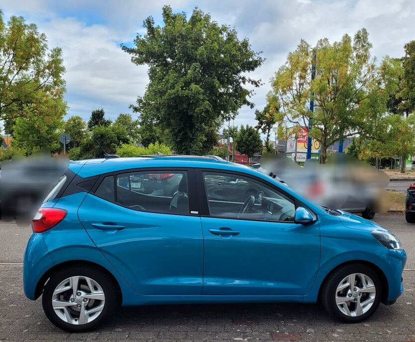 i10
