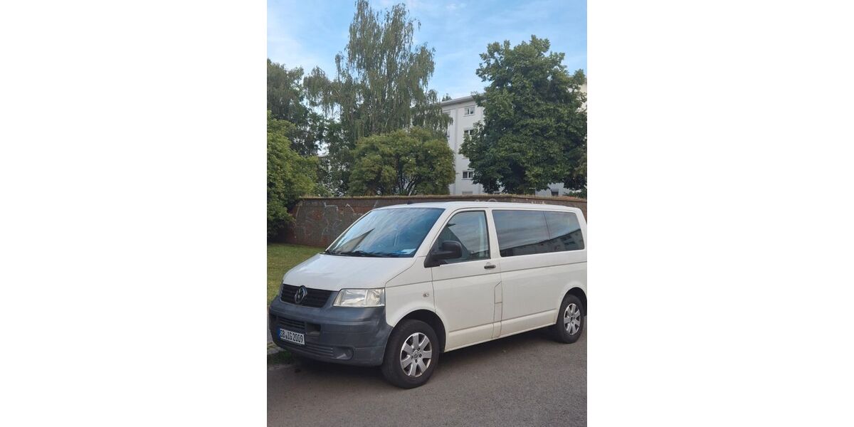 VW T5 Transporter 176.000 km 12.500 &euro; Saarbrücken 66111