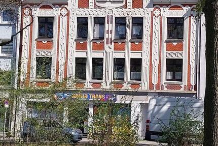 Anlageobjekt: Wohn- und Geschäftshaus mit weiteren Gewerbeflächen