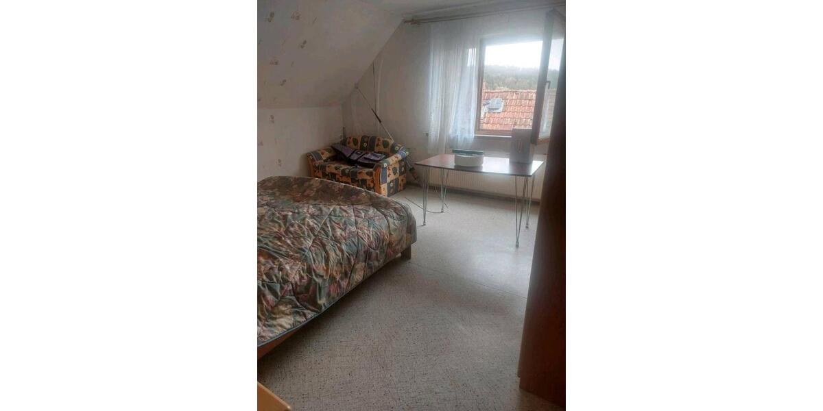 Einfamilienhaus Heldburg - 6 Zimmer, 100 m&sup2;, 70.000&euro; | Angebot:26511553