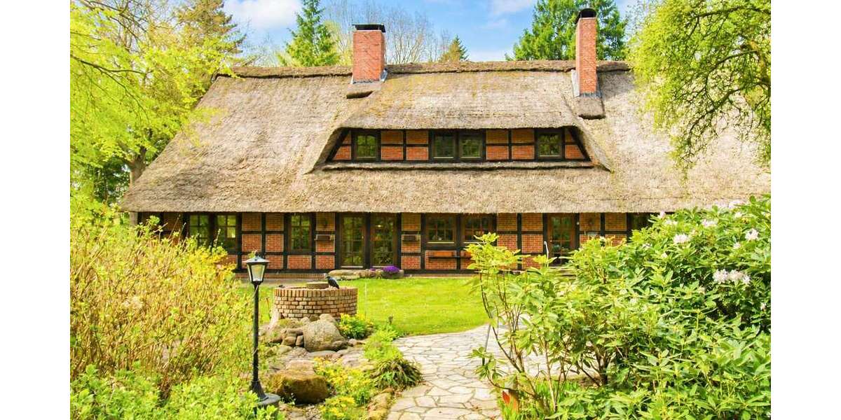 Einfamilienhaus Gnarrenburg - 8 Zimmer, 258 m&sup2;, 385.000&euro; | Angebot:26877628