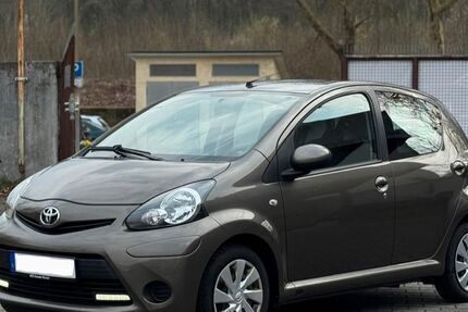Toyota Aygo (X) 84.801 km 3.990 &euro; Bad Mergentheim 97980