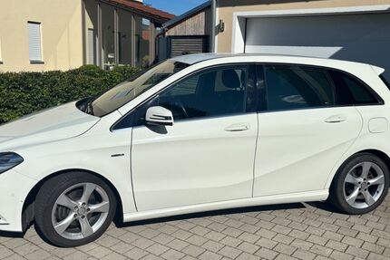 Mercedes-Benz B 180 96.500 km 9.490 &euro; Falkenberg 84326