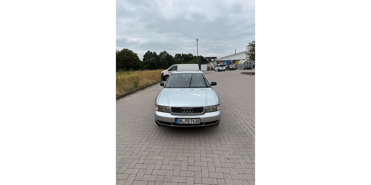 Audi A4 320.259 km 1.550 &euro; Siedenburg 27254
