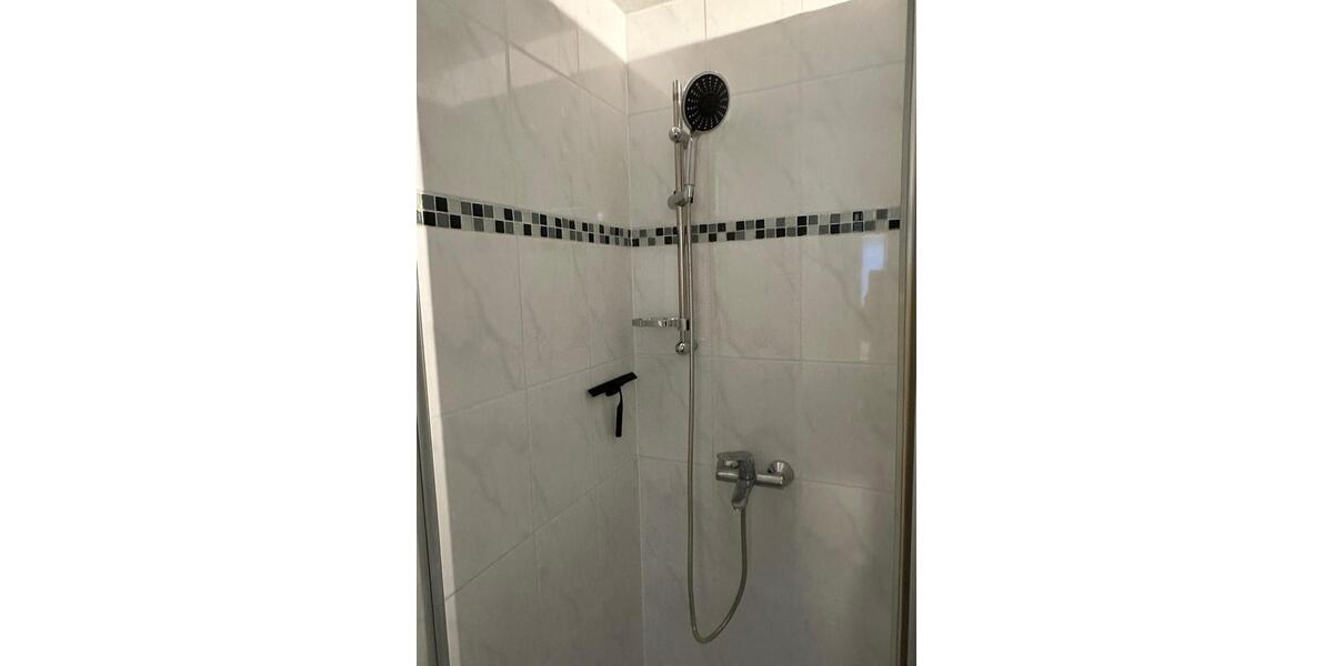 Reihenmittelhaus ab sofort frei , Energieausweis C, Garten 4 zimmer