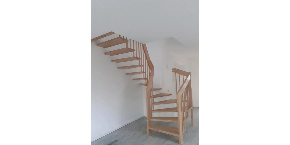 Doppelhaushälfte umgeben von vielen Seen 2.5 zimmer