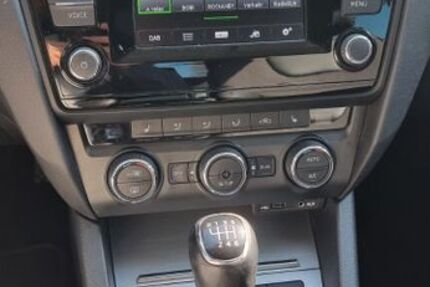 Skoda Octavia 230.000 km 5.799 &euro; Brannenburg 83098